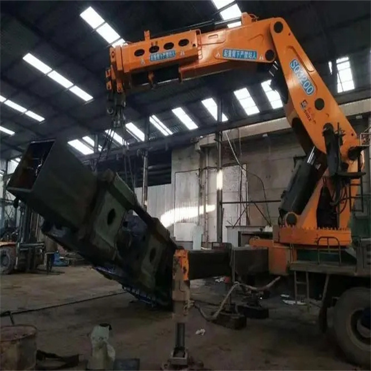 芜湖鸠江200吨折臂吊出租