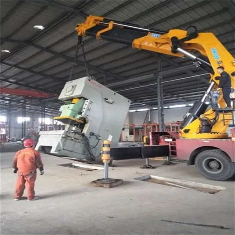 芜湖鸠江80吨折臂吊车出租附近电话